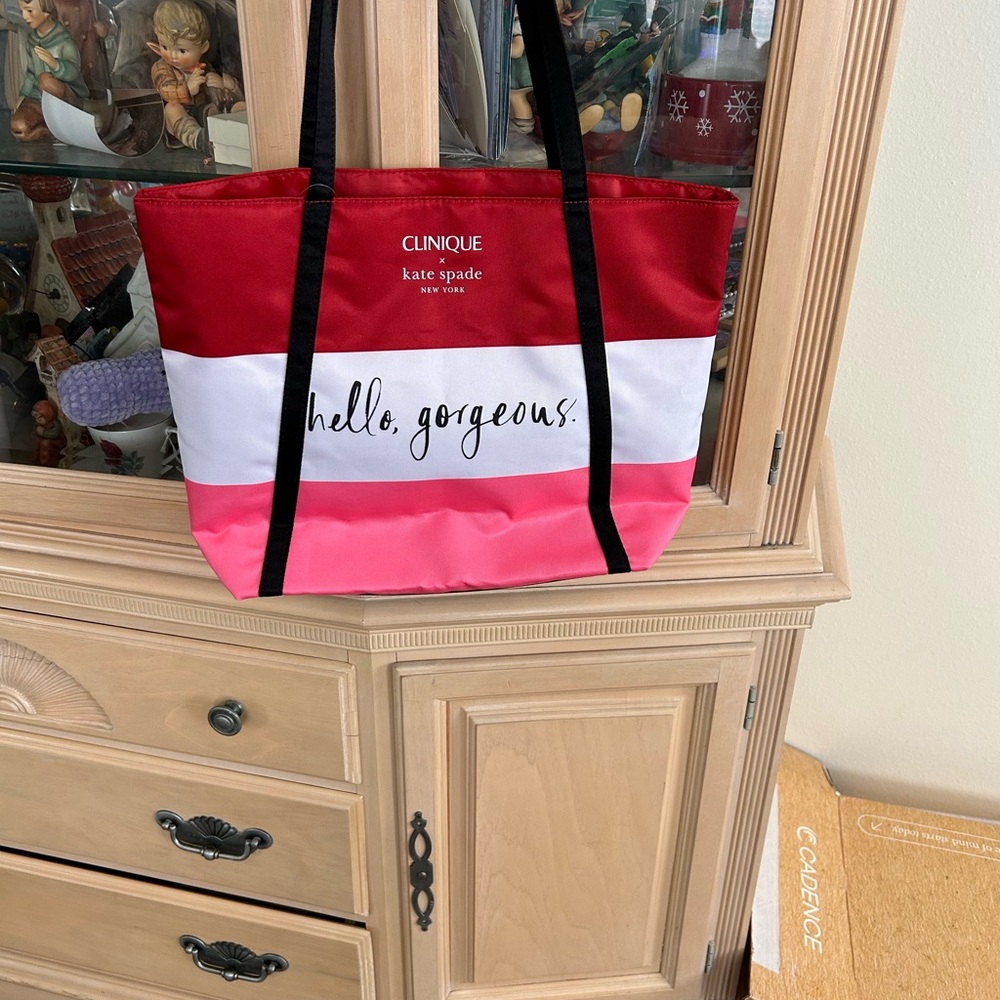 KATE SPADE/Clinique NWT Stylish Red and Pink Tote Bag - Picture 2 of 5